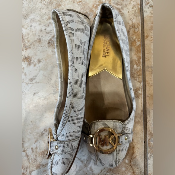 Michael Kors White MK Logo Ballet Flats with Gold Emblem Accent - Picture 3 of 6